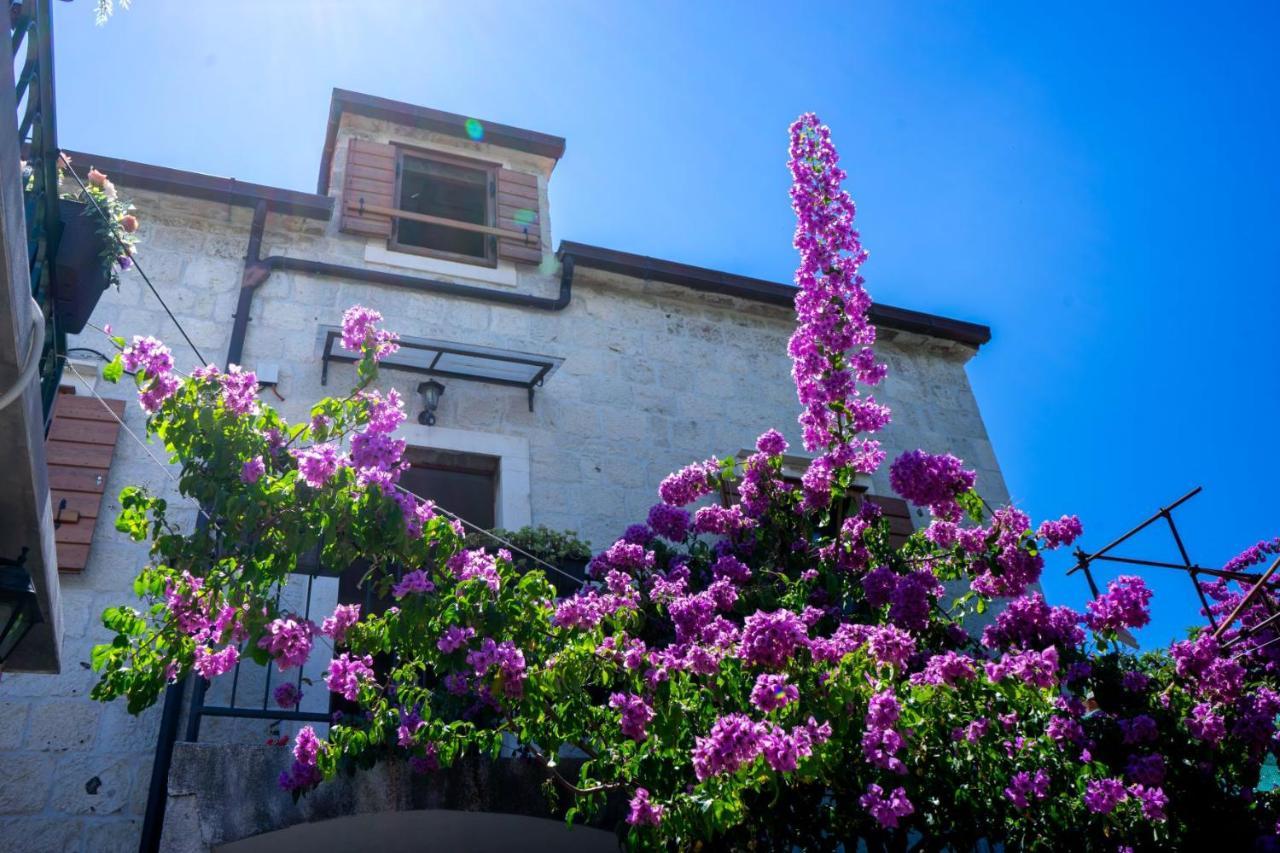 트로기르 Stone House Marino 빌라 외부 사진