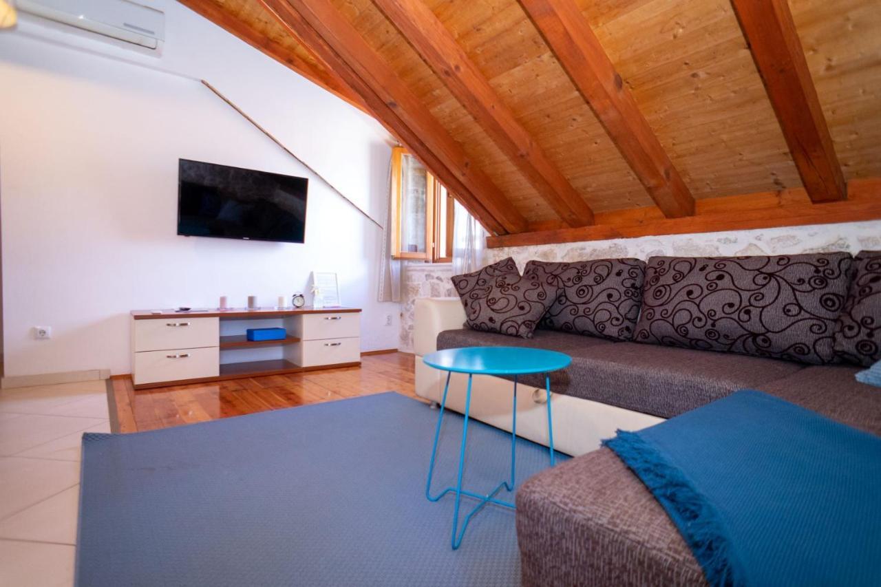 트로기르 Stone House Marino 빌라 외부 사진