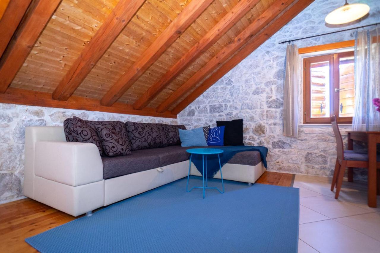 트로기르 Stone House Marino 빌라 외부 사진