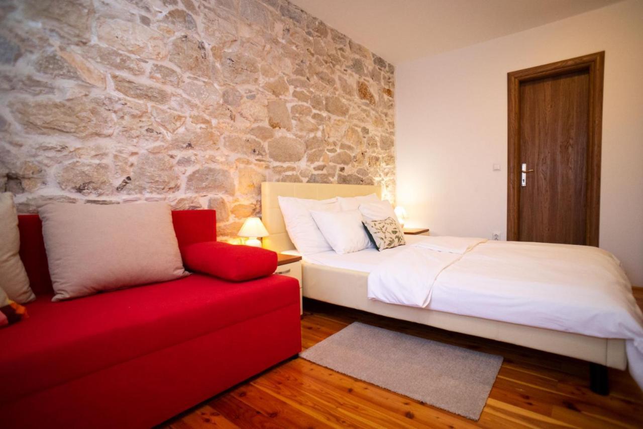 트로기르 Stone House Marino 빌라 외부 사진