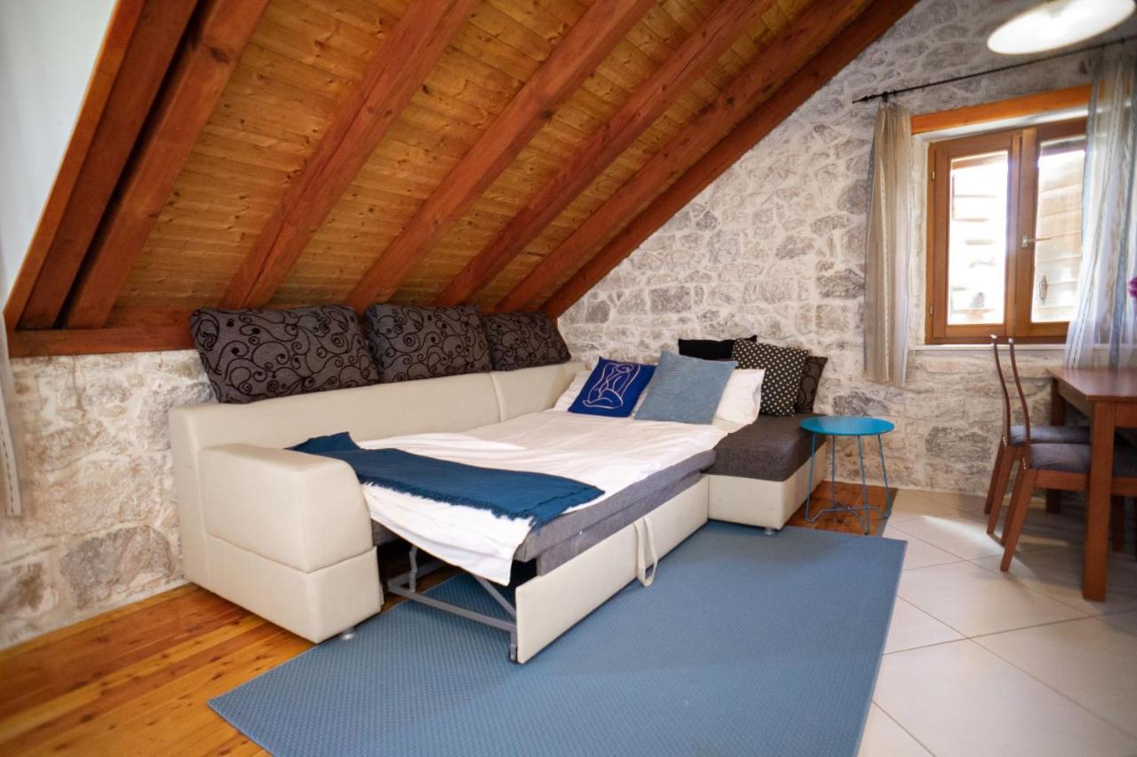 트로기르 Stone House Marino 빌라 외부 사진